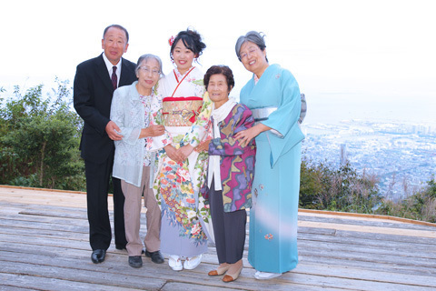神戸市の成人式はえり正にお任せしました。
